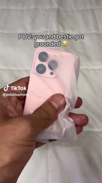 Mini Smartphone Fun: Grounded with Your Bestie