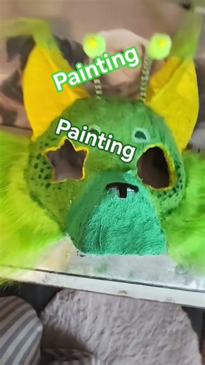 alien cat mask almost done! (yippe) #therianthropy #maskmaking #therian #antizoo