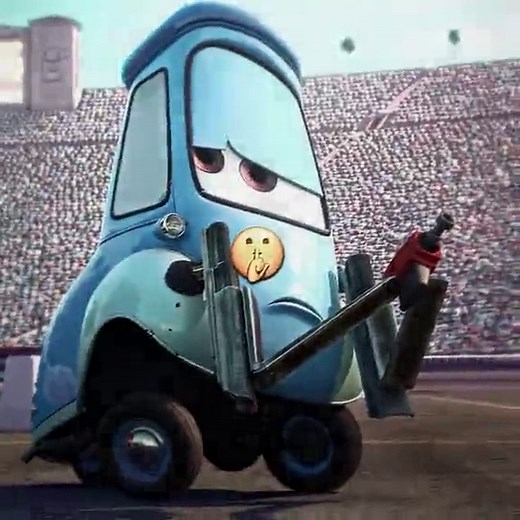 Guido Pit Stop in the World of Lightning McQueen