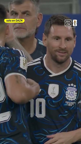 This place is going wild 🤩 Leo Messi comes on to play a few minutes against Jordan. Antonela appl...