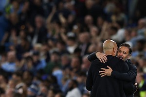 Wolves boss salutes players following narrow defeat