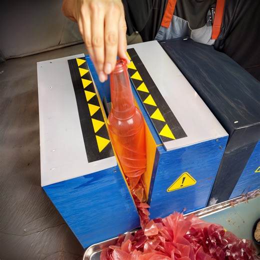 Hollywood’s Secret Revealed! 🎬 DIY Stunt Bottles from Regular Glass! 🤯 | 5-Minute Crafts Play