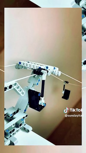 Simple LEGO Ski Lift ❄️🎿 Full video on my channel