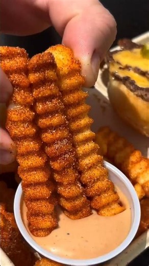Ever Wondered What Makes Fast Food So Addictive ?