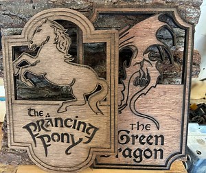 Prancing Pony & Green Dragon Pub Signs - Etsy