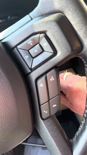 2019 F150 new flip remote key not an instructional video #allockandkeyco #smartpro #locksmithlife ￼