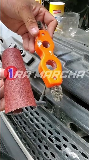 🟢CLEAN YOUR CAR'S BATTERY TERMINALS with only VINEGAR AND BAKING SODA/#EASY SIMPLE trick