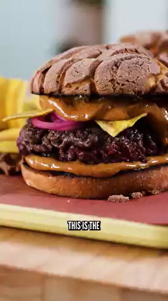 Peanut Butter Concha Burger.