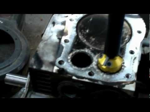 LAWM MOWER REPAIR : how to cut the valve seats on a small engine