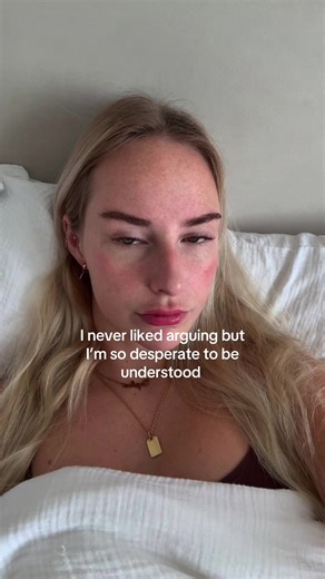 Sophia Alice (@sophiaalicegb)’s video of Book Recommendations To Read
