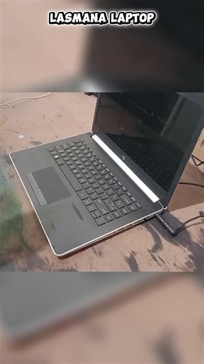 Timelapse Bongkar Casing Laptop HP 14 Series! Proses Cepat Sampai Terbuka https://youtube.com/shorts/-xVv36yHpNc?feature=share Di video short kali ini saya menampilkan timelapse proses membongkar casing laptop HP 14 series. Proses ini dipercepat agar penonton bisa melihat tahapan bongkar laptop secara singkat namun tetap jelas. Membongkar casing laptop biasanya dilakukan ketika ingin melakukan perbaikan atau pengecekan komponen di dalam laptop, seperti membersihkan debu, mengganti thermal paste,