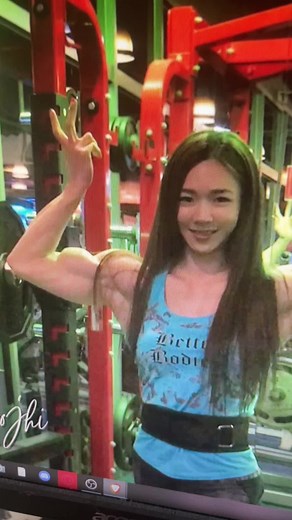 Korean Pretty Female Bodybuilder Yeon Woo Jhi Sexy Poses Her Biceps 😍😍😍😍💪💪💪💪#fyp #joke #zesty #sommerset #george #korean #femalemuscle #bodybuilding #bodypositivity #koreanfemale #koreanfood