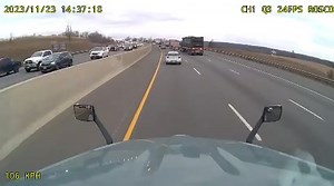 6K views · 79 reactions | Close Call OnHwy401 In London . #Hwy401 #London #ONHwys #RoadSafety #dashcam #trucking #TruckDriver #DriveSafe | 401_da_sarpanch | Facebook