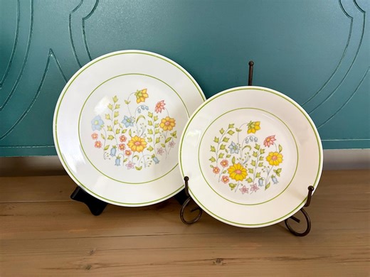 Vintage Corelle Spring Meadow Plates: Cheerful Floral Dinnerware - Etsy