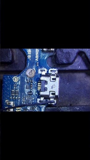 motorola charging port replacements #shorts #viral #repair #trending #chargingproblem #tiktok