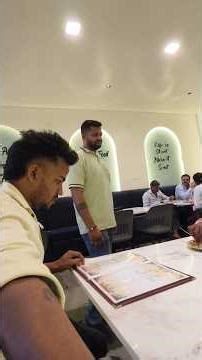 आज गेलो मित्राच्या हॉटेल मधे जेवायल🤤🤤#viralvlogs #marathifoodvlog #lifestyle #viral #foodie #like