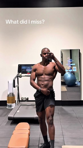 Full Body Workout at The Gym: Compound exercises vs isolation exercises. (Not in video: bent over barbell rows for our horizontal pull). Below is a deeper breakdown of the exercises. A. Compounds: 1. Squats 2. Deadlifts 3. Weighted chinups 4. Weighted dips 5. Bent over row 6. Dumbbell overhead press B. Isolation work: 1. Seated hamstring curl 2. Leg extensions 3. Standing raises 4. Machine donkey kicks 5. Machine chest fly What did I miss? #getfitwithtimo #strengthtraining #weightlifting #hypert