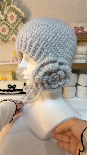 【新作紹介】お花の耳あてニット帽 #amomiハンドメイド #編み物 #crochet #ニット帽 #かぎ針編み