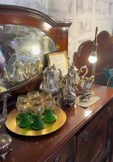 Went to checkout Found SJ today and thought it was so cute! And I love that it supports a great cause, I ended up going home with a new table & highly recommend you check it out❣️ #thrifting #antiques #bayarea #sj #shopwithme