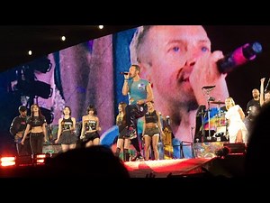 Coldplay - WE PRAY with TWICE x Elyanna(250419 Coldplay MUSIC OF THE SPHERES Tour Seoul)