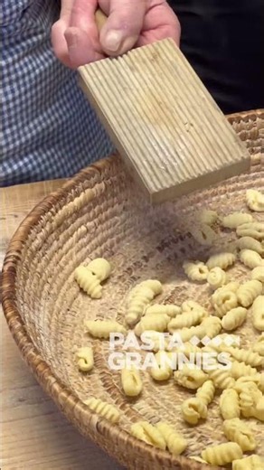 86yr old Maria's Malloreddus' pasta from Sardinia