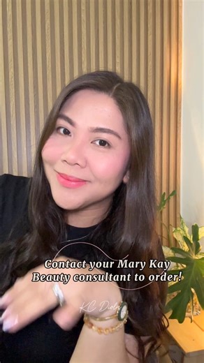 Just a few drops = flawless perfection! 💖 The NEW Mary Kay Multi-Benefit Concealer gives you full coverage that’s long-wearing, lightweight, and built to last, even in hot, humid weather 🌞✨Say goodbye to dark circles 👋 and hello to a fresh, radiant look every day. Whether you blend with a brush, sponge, or your fingers, it’s effortless beauty in seconds! Have you grabbed yours? 😉 #MultiBenefitConcealer #MaryKayPHL #MakeUpEssentials 🎥 KC Diola | Mary Kay Philippines