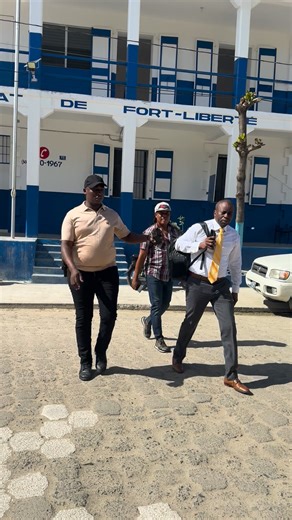 192K views · 707 reactions | Li vin bay Pastè Moise yon koud men nan dosye a. Senateur Jn Renel Senatus alyas Zokiki, deplase ak kabine li vin Ville de Fort-Liberté jodi 20-Nov 2025 la. Rete branche Loulou Lebon Référence MEDIA ak TI ZO LE Spécimen pou plis detay.. | Référence MEDIA | Facebook