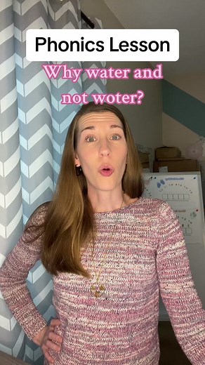 ✨ Phonics Lesson: Letter A after W can respresent or spell its broad sound. Instead of memorizing whole words, it’s better to group them by spelling patterns. Remember that spelling rules are not hard and fast. They are guidelines, but don’t always work. Teach flexibily! Many times pronunciations have changed over time, but the spelling remains. Can you think of a word? #scienceofreading #spellingrules #phonicslesson #learntoread #teachers #parents #howtospell #logicofenglish