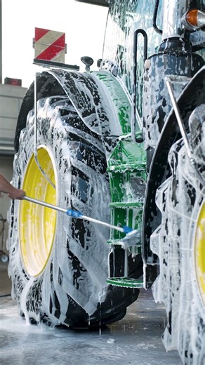 John Deere Wash Day! 💦