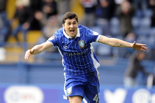 Forestieri back in England as ex-Sheffield Wednesday man trains for fitness