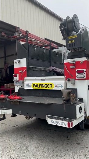PALFINGER Service Truck Quick Tour