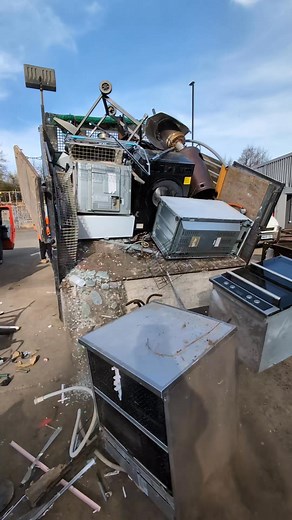 15K views · 69 reactions | Load of light iron away #mrkwaste #wastemanagement #newcastleupontyne #rubbishremoval #familyrun | MRK Waste Disposal | Facebook