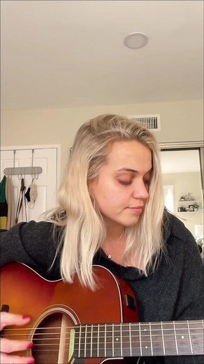 happy new year!!! cheers to growth and happiness and change and stuff!!!! #thistimelastyear