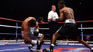 Breidis Prescott Backs Canelo: He Could Stop Amir Khan in Six