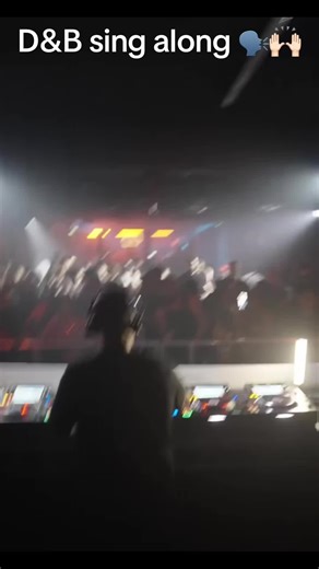 🗣️Who said you can’t sing along to D&B?🤭 Shouts to everyone that came early doors 🙏 @Breakin Science