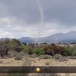 TORNADO IN PAHRUMP 🌪️🌪️ Video appears to show a tornado in the Pahrump Valley from earlier this week. | ktnv.com/weather 🎥: Christine Brasher/KPVM TV | KTNV Channel 13 Las Vegas