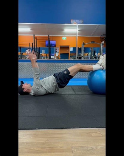 Hamstring Bridge (Exercise Ball)