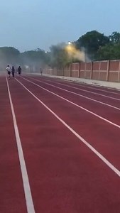 36K views · 249 reactions | Vecino quema basura mientras personas...