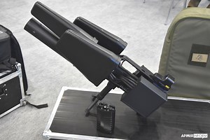 Lithuanian anti-drone jammer EDM4S Sky Wiper (portable equipment REW) : Anti-drone Weapons