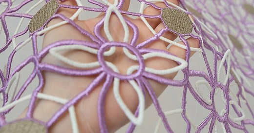 ganit goldstein creates an interactive embroidery piece with VR applications