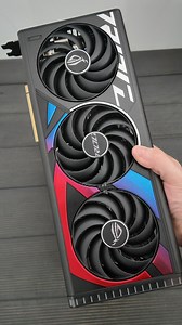 Cette version RTX 5090 & 5080 de Cooler Master ....C'est délirant non ? | Overclocking.com