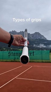 What kind of forehand grip do you use? | Lukas Knapp
