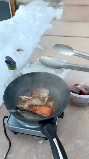 Cooking fried fish outdoors #fyp #cooking #recipes #filipino #winter #dinner #foryou