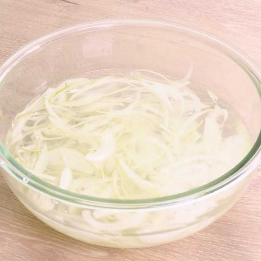 料理の基本！ 玉ねぎの辛味抜きのレシピ動画・作り方 | デリッシュキッチン