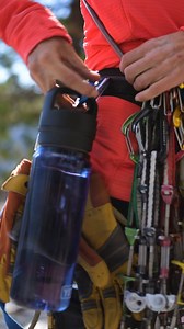Easy to clip in, up and out. 輪‍♂️ YETI's newest and lightest water bottle is great for adventurers, and go-getters alike that need something fast, easy and hydrating. Tested by none other than pro climber @bethrodden! | Teton Gravity Research | Facebook