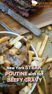🥩🍟 New York Steak Poutine 🍟🥩 Crispy french fries topped with creamy cheese curds, tender New York steak, and hot beefy gravy. This outrageously delicious poutine is a must-try! Get the full recipe here: https://foodnessgracious.com/recipes/new-york-steak-poutine #FoodnessGracious #Poutine #SteakPoutine #ComfortFood #EasyRecipes #CheeseCurds #FrenchFries #Delicious #Yummy #Foodie | Foodness Gracious