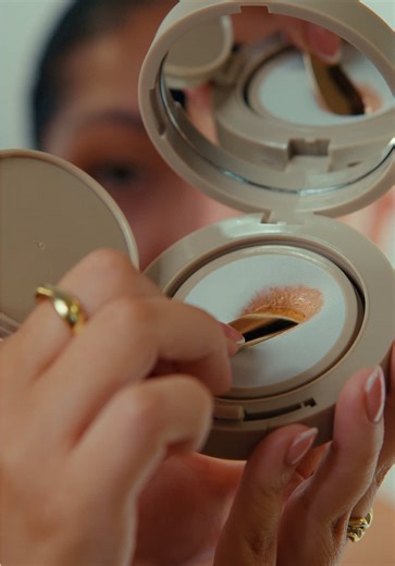 FYNE ‘Satin Skin Tinted Touch’ - Your skin, but softer, smoother, glowier.