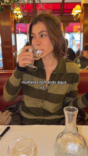 porque sempre parece que eles tão sem água a três dias???