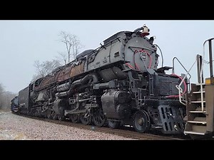 UP 3985, 5511 & 6936 and the UP Donation Special - South Amana Iowa - Silvis IL 11/19/22