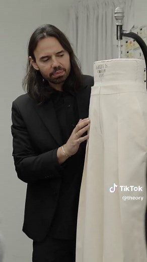 Exploring Theory's Innovative Fashion Designs at NYFW